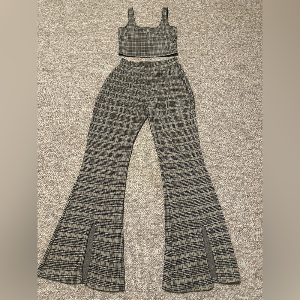 Willow & Root Plaid Matching Set - Cropped Tank Top & Split Flare Pant - Picture 4 of 7